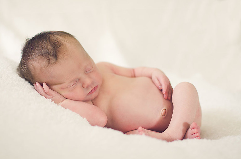 Charlotte Lifestyle Newborn Photographer, Charlotte Newborn Photography, Natural Light Newborn Photographer