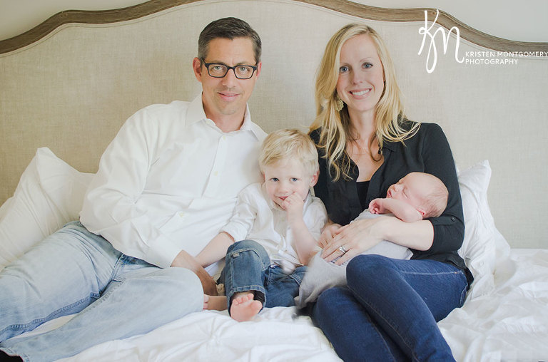 Newborn and Big Sibling Photos, Big Brother Candid Photos, Family with Newborn on Bed, Natural Light Newborn Photos